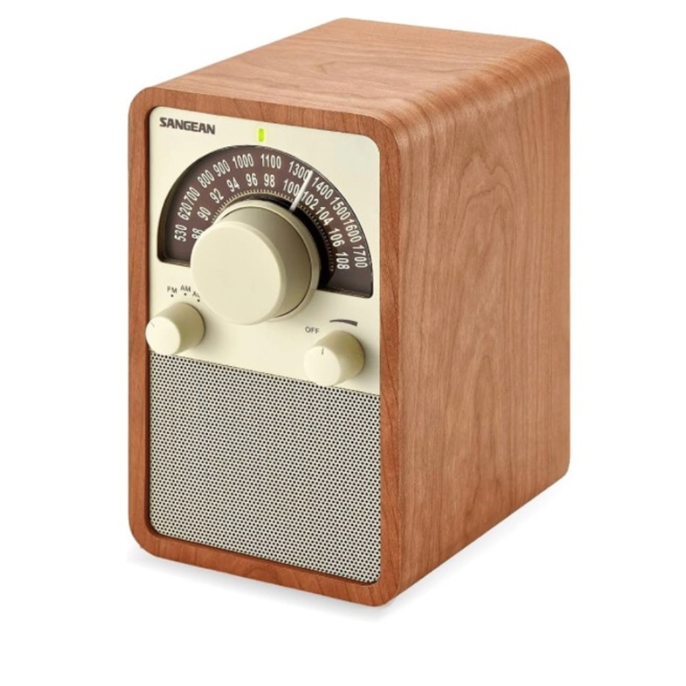 Wooden AM/FM Radio - Brown